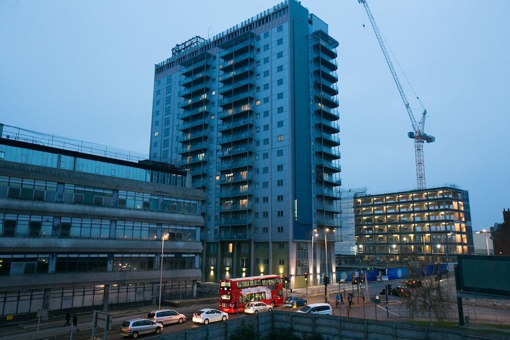 Belvilla Ilford Hill Hotel London Εξωτερικό φωτογραφία